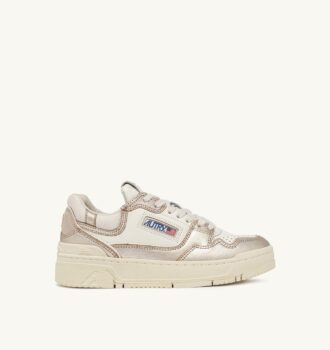 CLC Low Sneaker aus Platinleder und Wildleder