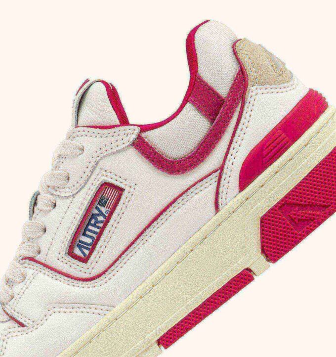 CLC Low Sneaker aus weißem Leder und hellrosa Wildleder CLC Low Sneaker aus weißem Leder und hellrosa Wildleder