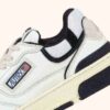 CLC Low Sneaker aus weißem Leder und schwarzem Wildleder