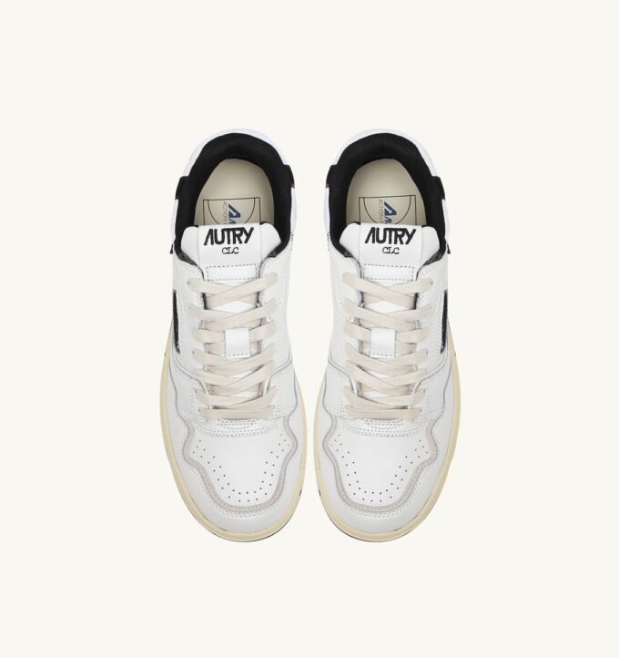 CLC Low Sneaker aus weißem Leder und schwarzem Wildleder