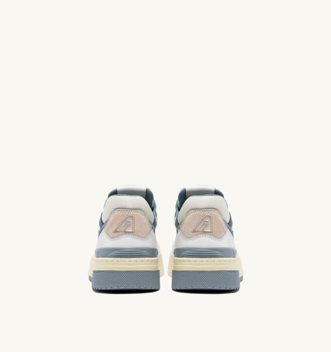 CLC Low Sneaker aus weißem Leder und silberblauem Wildleder CLC Low Sneaker aus weißem Leder und silberblauem Wildleder