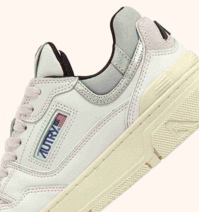 CLC Low Sneaker aus weißem Leder und silbernem Wildleder CLC Low Sneaker aus weißem Leder und silbernem Wildleder