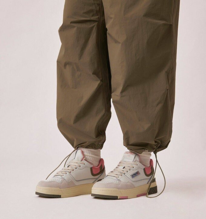 CLC Low Sneaker aus weißem und geranienfarbenem Wildleder CLC Low Sneaker aus weißem und geranienfarbenem Wildleder