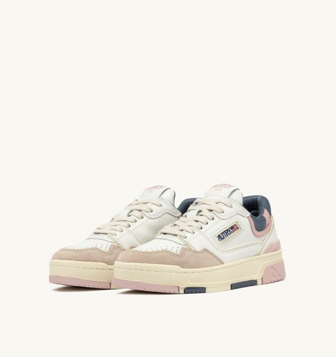 CLC Low Sneaker aus weißem und pfirsichfarbenem Veloursleder CLC Low Sneaker aus weißem und pfirsichfarbenem Veloursleder