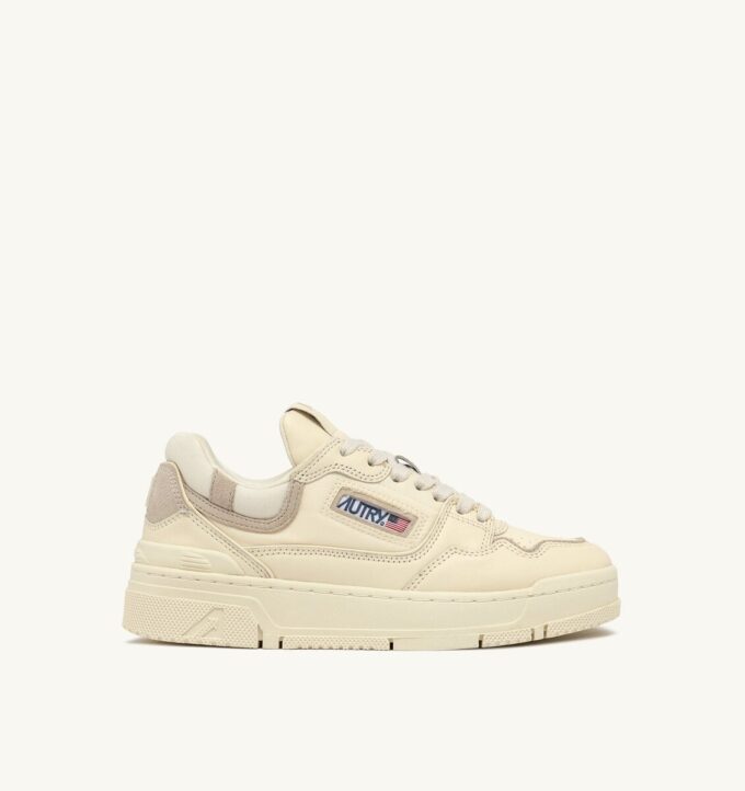 CLC Low Sneaker aus winterweißem Leder