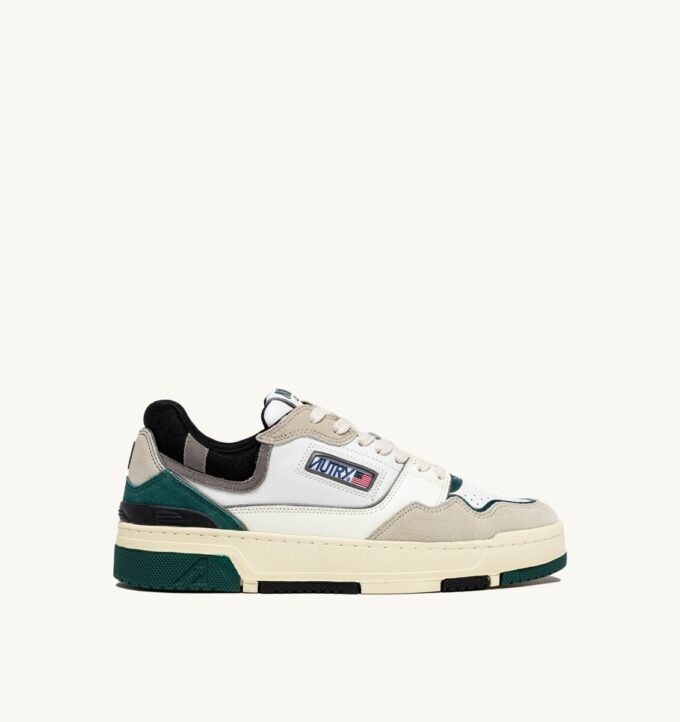 CLC Low Sneaker in Weiß und Wald-Wildleder und Leder CLC Low Sneaker in Weiß und Wald-Wildleder und Leder