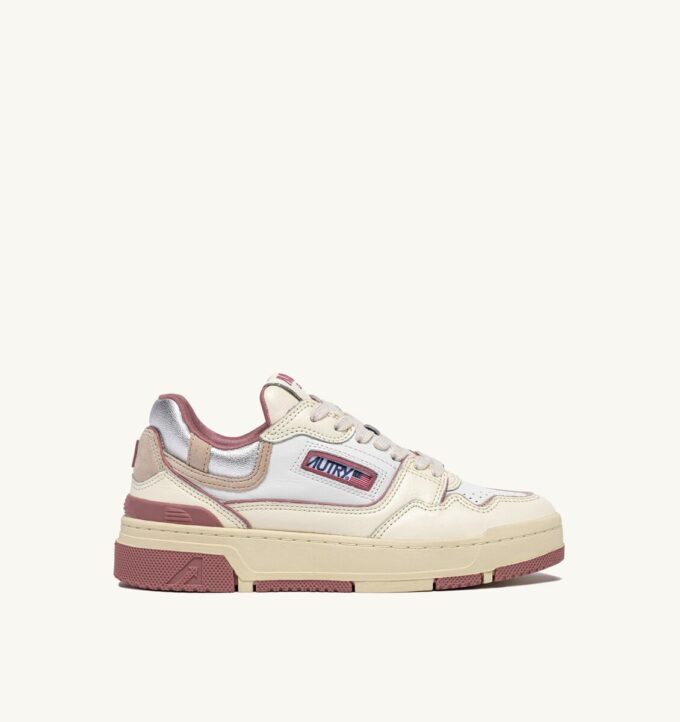 CLC Low Sneaker in Whisper White, Ash Rose und Silberleder CLC Low Sneaker in Whisper White, Ash Rose und Silberleder