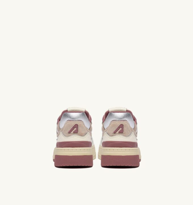 CLC Low Sneaker in Whisper White, Ash Rose und Silberleder CLC Low Sneaker in Whisper White, Ash Rose und Silberleder