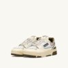 CLC Low Sneaker in Whisper White Lizard und Platinleder