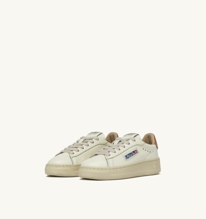 DALLAS KIDS KIDS LOW SNEAKER IN LEDERFARBE MARSHMALLOW UND BROWN SUGAR DALLAS KIDS KIDS LOW SNEAKER IN LEDERFARBE MARSHMALLOW UND BROWN SUGAR