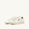 DALLAS LOW SNEAKER AUS WEISSEM LEDER