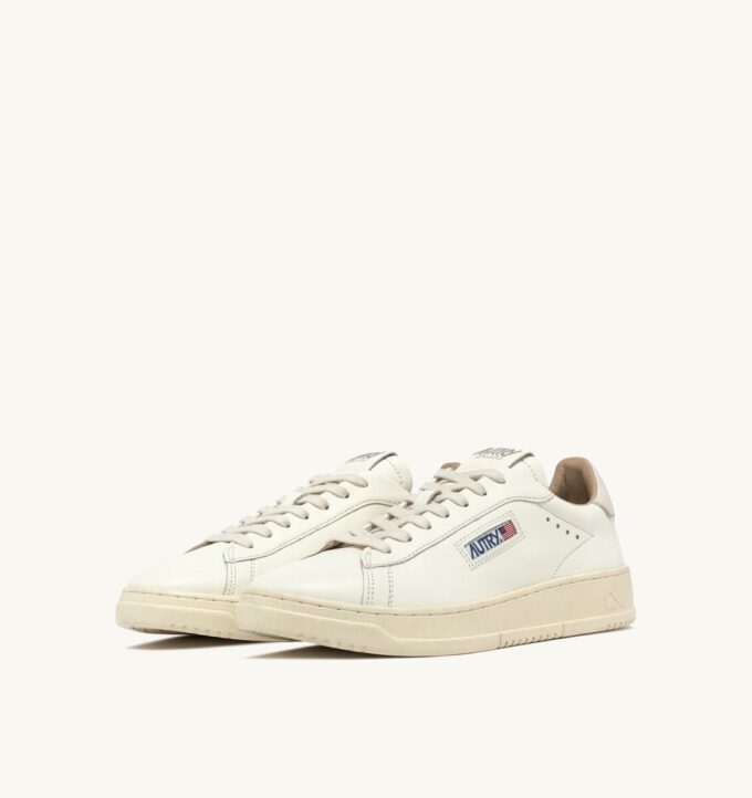 DALLAS LOW SNEAKER AUS WEISSEM LEDER