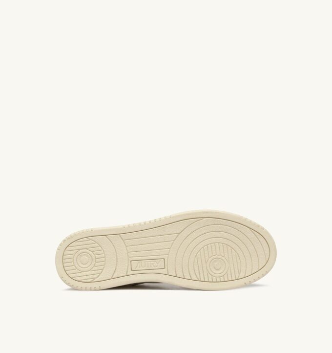 DALLAS LOW SNEAKER AUS WEISSEM LEDER