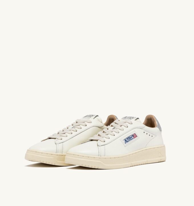 DALLAS LOW SNEAKER AUS WEISSEM UND SILBERNEM LEDER