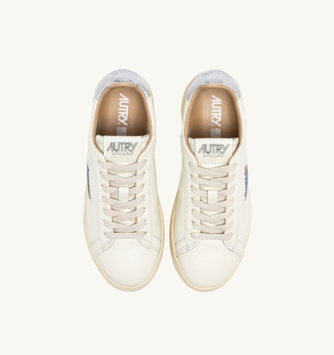 DALLAS LOW SNEAKER AUS WEISSEM UND SILBERNEM LEDER