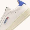 DALLAS LOW SNEAKER IN MARSHMALLOW UND BLAUEM LEDER DALLAS LOW SNEAKER IN MARSHMALLOW UND BLAUEM LEDER