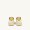 DALLAS LOW SNEAKER IN MARSHMALLOW- UND BUTTERCUP-LEDER DALLAS LOW SNEAKER IN MARSHMALLOW- UND BUTTERCUP-LEDER