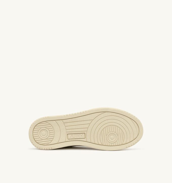 DALLAS LOW SNEAKER IN MARSHMALLOW- UND BUTTERCUP-LEDER DALLAS LOW SNEAKER IN MARSHMALLOW- UND BUTTERCUP-LEDER