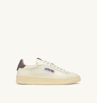 DALLAS LOW SNEAKER IN MARSHMALLOW UND MOREL LEDER