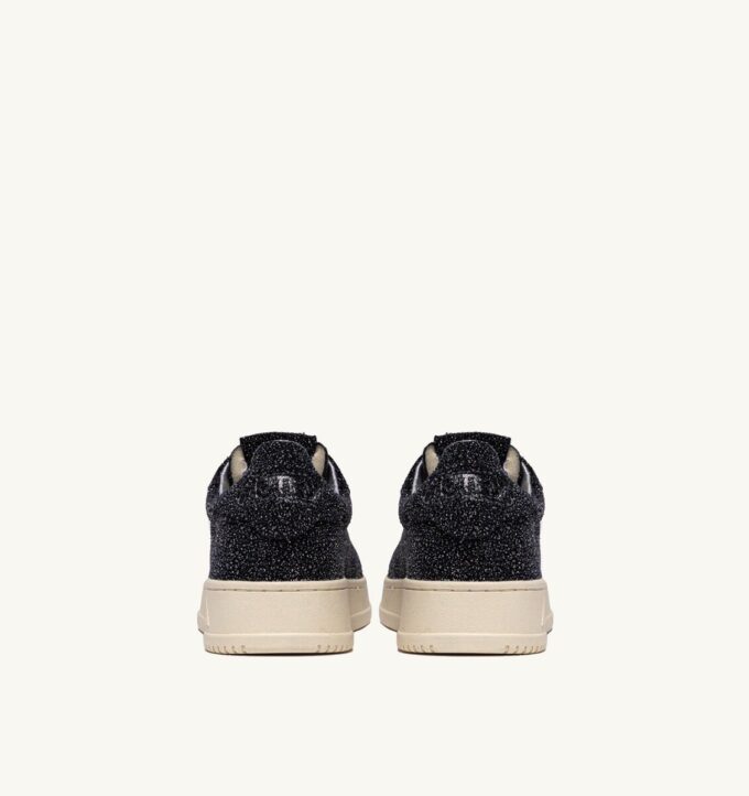 DALLAS LOW SNEAKER IN SCHWARZEM WILDLEDER MIT STERNEN DALLAS LOW SNEAKER IN SCHWARZEM WILDLEDER MIT STERNEN
