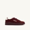 DALLAS LOW SNEAKER IN WILDLEDERFARBE MARSHMALLOW UND CHIANTI DALLAS LOW SNEAKER IN WILDLEDERFARBE MARSHMALLOW UND CHIANTI