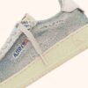 DALLAS LOW ‚SPARKLING‘ SNEAKER, GLITZERND IN SILBER- UND WEISSEN PATRONEN