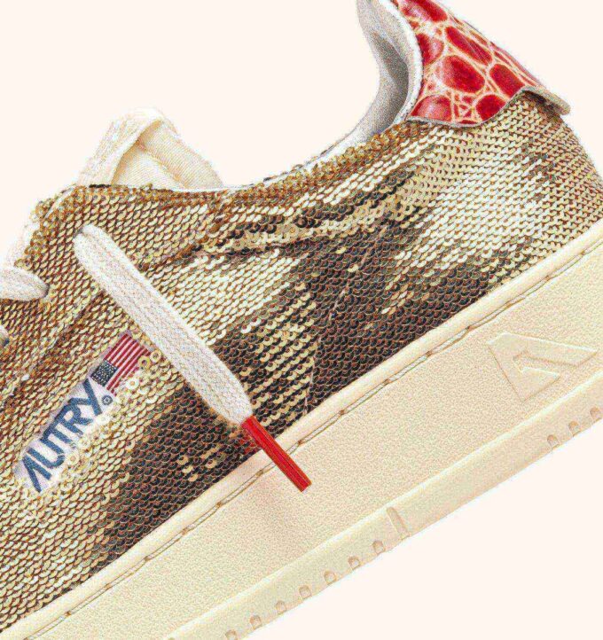 DALLAS LOW ‚SPARKLING‘ SNEAKER IN PLATIN-PAQUINS DALLAS LOW ‚SPARKLING‘ SNEAKER IN PLATIN-PAQUINS
