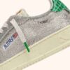 DALLAS LOW ‚SPARKLING‘ SNEAKER IN SILBERNEN UND GRÜNEN PAILLETTEN