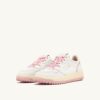 GOLF LOW SNEAKER AUS WEISSEM UND KORALLENROTEM LEDER GOLF LOW SNEAKER AUS WEISSEM UND KORALLENROTEM LEDER