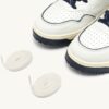 GOLF LOW SNEAKER AUS WEISSEM UND MARINEBLAUEM LEDER GOLF LOW SNEAKER AUS WEISSEM UND MARINEBLAUEM LEDER