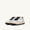 GOLF LOW SNEAKER AUS WEISSEM UND SCHWARZEM LEDER