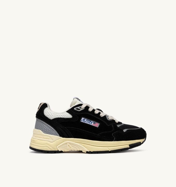 HYPERWAY SNEAKER AUS SCHWARZ- UND SILBERFARBENEM WILDLEDER UND MESH HYPERWAY SNEAKER AUS SCHWARZ- UND SILBERFARBENEM WILDLEDER UND MESH