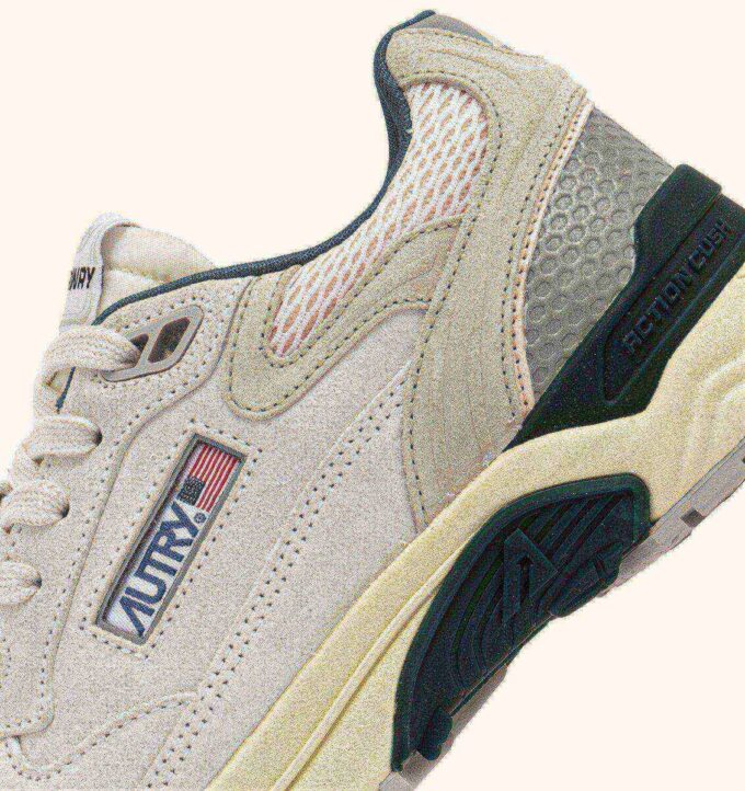 HYPERWAY SNEAKER AUS WEISSEM UND ROSA MESH UND WILDLEDER