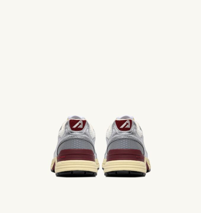 HYPERWAY SNEAKER AUS WEISSEM UND SILBERFARBENEM LAMINIERTEM LEDER UND MESH HYPERWAY SNEAKER AUS WEISSEM UND SILBERFARBENEM LAMINIERTEM LEDER UND MESH
