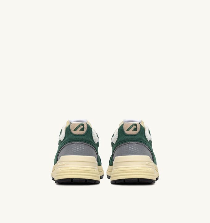 HYPERWAY SNEAKER IN MALACHITFARBE UND SILBERFARBENEM WILDLEDER UND MESH HYPERWAY SNEAKER IN MALACHITFARBE UND SILBERFARBENEM WILDLEDER UND MESH
