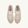 HYPERWAY SNEAKER IN SANDBRAUN UND SILBERFARBENEM WILDLEDER UND MESH