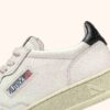 KÖRBE-MEDAILLENGEWINNER LOW EN CUIR BLANC ET NOIR KÖRBE-MEDAILLENGEWINNER LOW EN CUIR BLANC ET NOIR