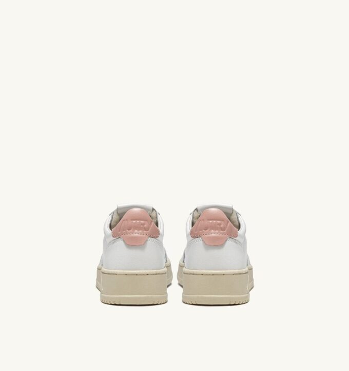 KÖRBE-MEDAILLENGEWINNER LOW EN CUIR BLANC ET ROSE KÖRBE-MEDAILLENGEWINNER LOW EN CUIR BLANC ET ROSE