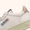 KÖRBE-MEDAILLENGEWINNER LOW EN CUIR BLANC ET ROSE KÖRBE-MEDAILLENGEWINNER LOW EN CUIR BLANC ET ROSE