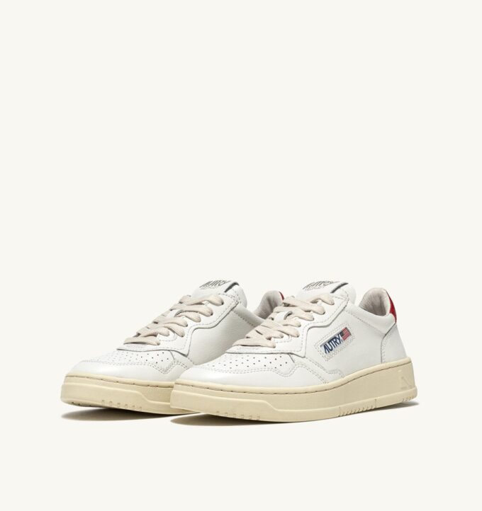 KÖRBE-MEDAILLENGEWINNER LOW EN CUIR BLANC ET ROUGE KÖRBE-MEDAILLENGEWINNER LOW EN CUIR BLANC ET ROUGE