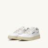 KÖRBE-MEDAILLENGEWINNER LOW EN CUIR BLANC ET VERT KÖRBE-MEDAILLENGEWINNER LOW EN CUIR BLANC ET VERT