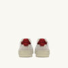 KÖRBE MEDAILLENGEWINNER LOW EN CUIR BLANCET ROUGE ET DAIM BEIGE