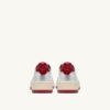KÖRBE-MEDAILLENGEWINNER LOW EN CUIR METALLIQUE ARGENT ET ROUGE