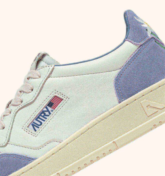 KÖRBE-MEDAILLENGEWINNER LOW EN DAIM UND CUIR BLANC UND CLAUDIA