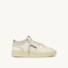 MED-WAY SNEAKER AUS LEDER IN DEN FARBEN MARSHMALLOW UND SILBER
