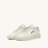 MED-WAY SNEAKER AUS LEDER IN DER FARBE MARSHMALLOW UND WEISS MED-WAY SNEAKER AUS LEDER IN DER FARBE MARSHMALLOW UND WEISS