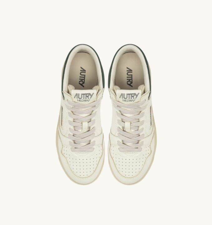MED-WAY SNEAKER IN LEDER, FARBE MARSHMALLOW UND MOUNTAIN