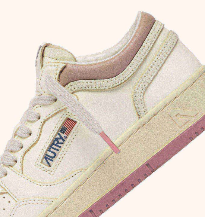 MED-WAY SNEAKER IN LEDERFARBE MARSHMALLOW UND ZEPHYR MED-WAY SNEAKER IN LEDERFARBE MARSHMALLOW UND ZEPHYR