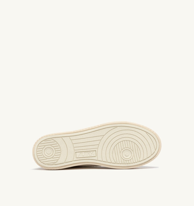 MEDALIST EASEKNIT LOW SNEAKER AUS ELFENBEINWEISSEM STOFF MEDALIST EASEKNIT LOW SNEAKER AUS ELFENBEINWEISSEM STOFF