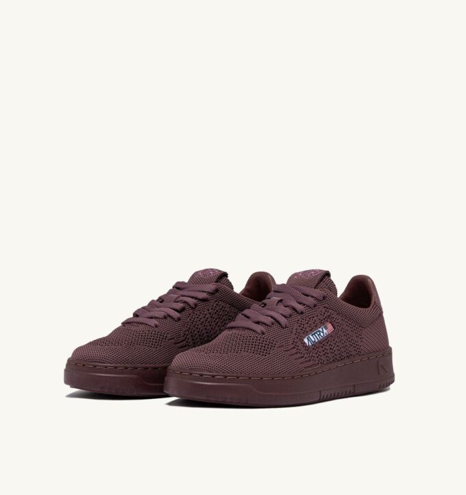 MEDALIST EASEKNIT LOW SNEAKERS IN ROSE TAUPE KNIT MEDALIST EASEKNIT LOW SNEAKERS IN ROSE TAUPE KNIT